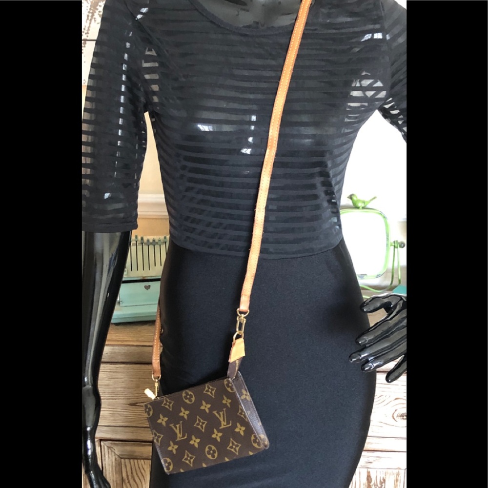 Louis Vuitton Pouch with crossbody Strap